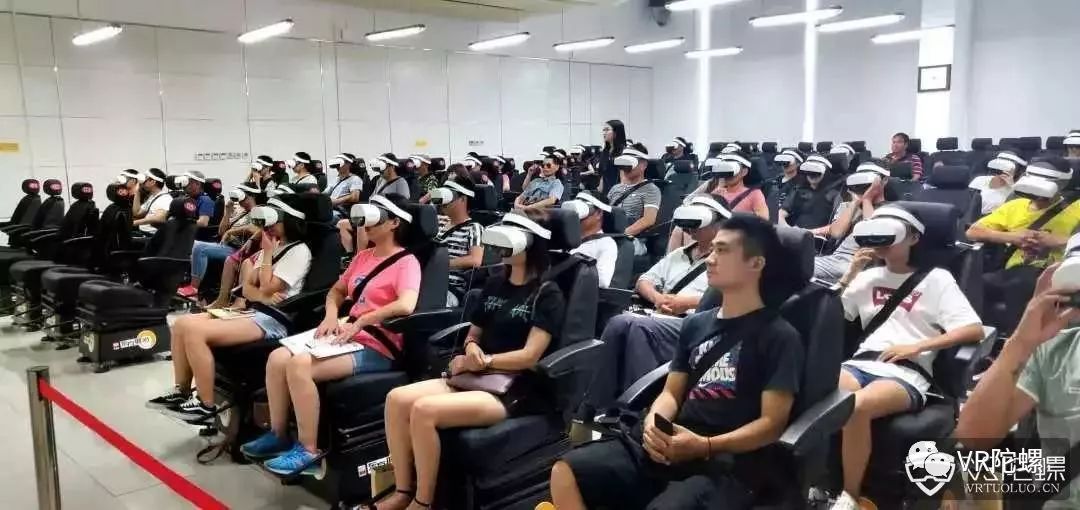 任天堂Labo VR套件在全球主要电商平台被抢购一空;东方时尚:2018年营收超10亿元,将继续研发VR驾驶模拟器